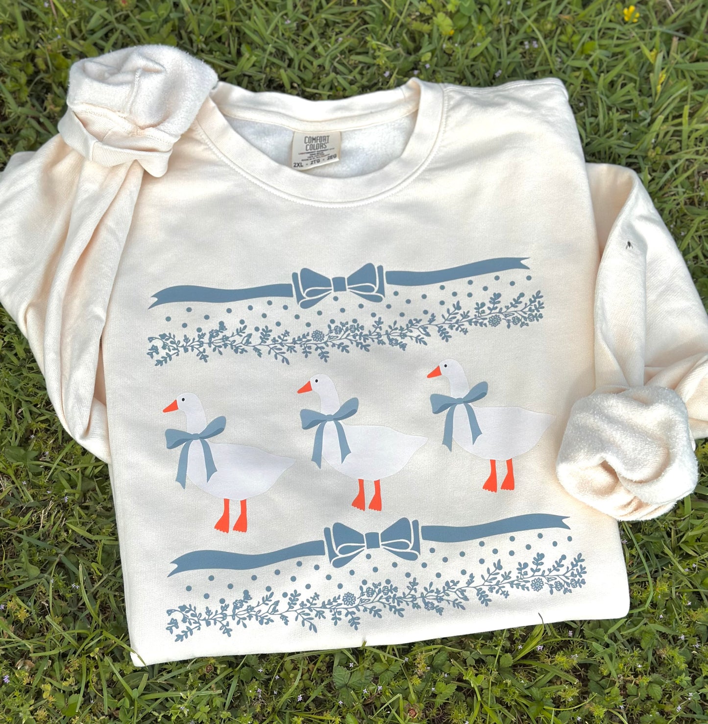 Vintage Geese 100% Cotton Lightweight Sweatshirt