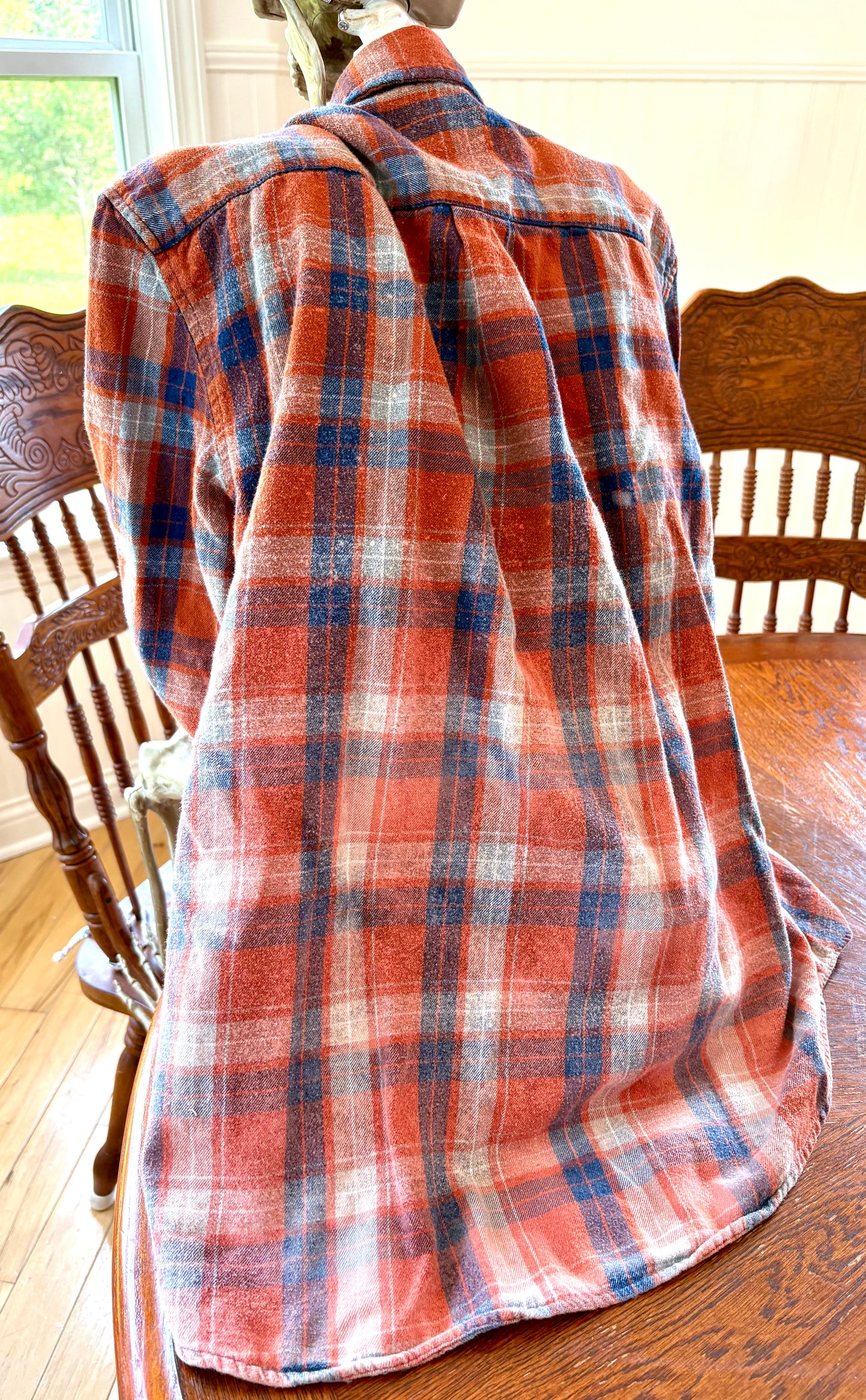 Medium Vintage Acid Wash Flannel