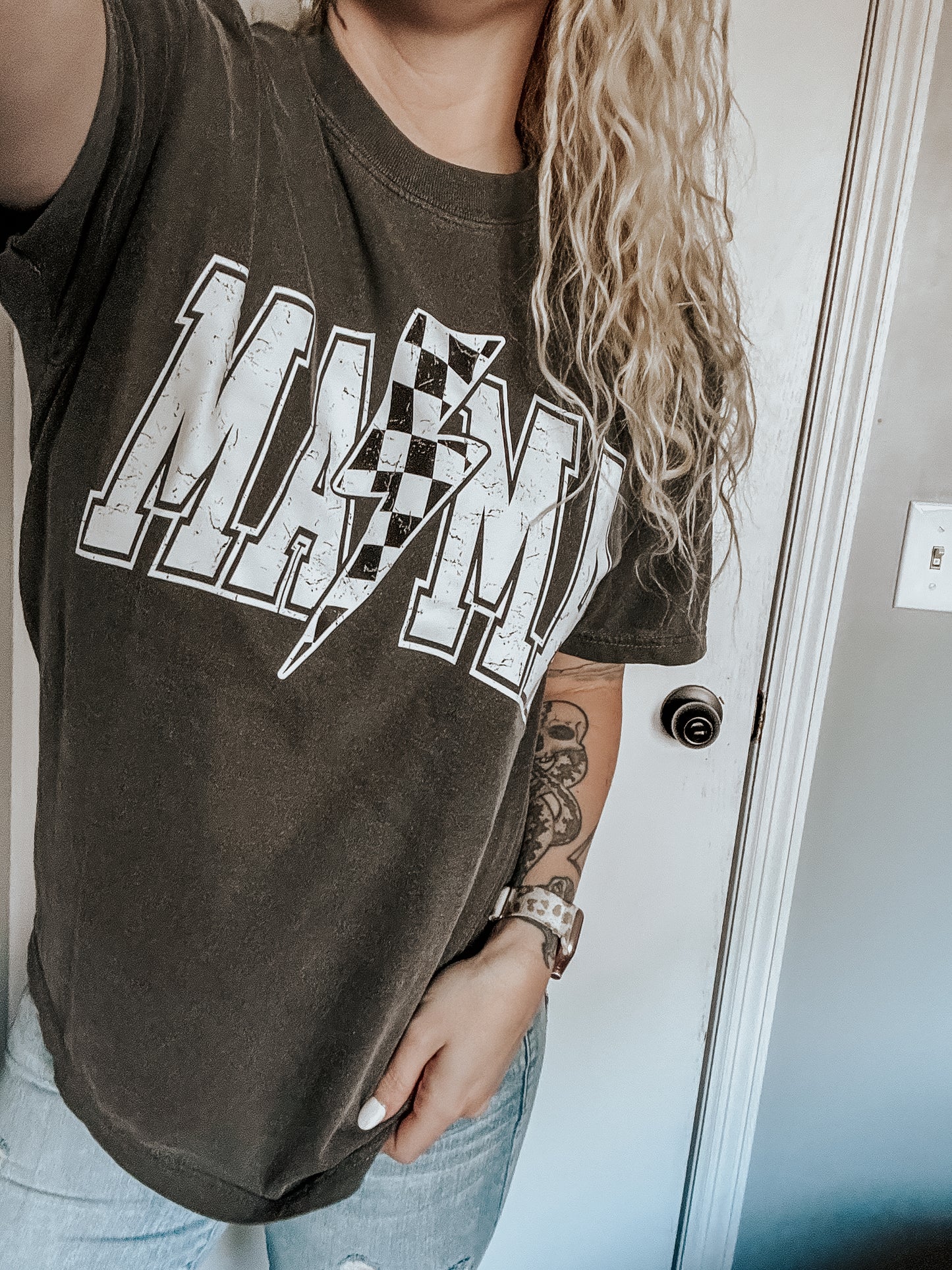 Vintage Lightning Grunge Mama Cotton Graphic Tee